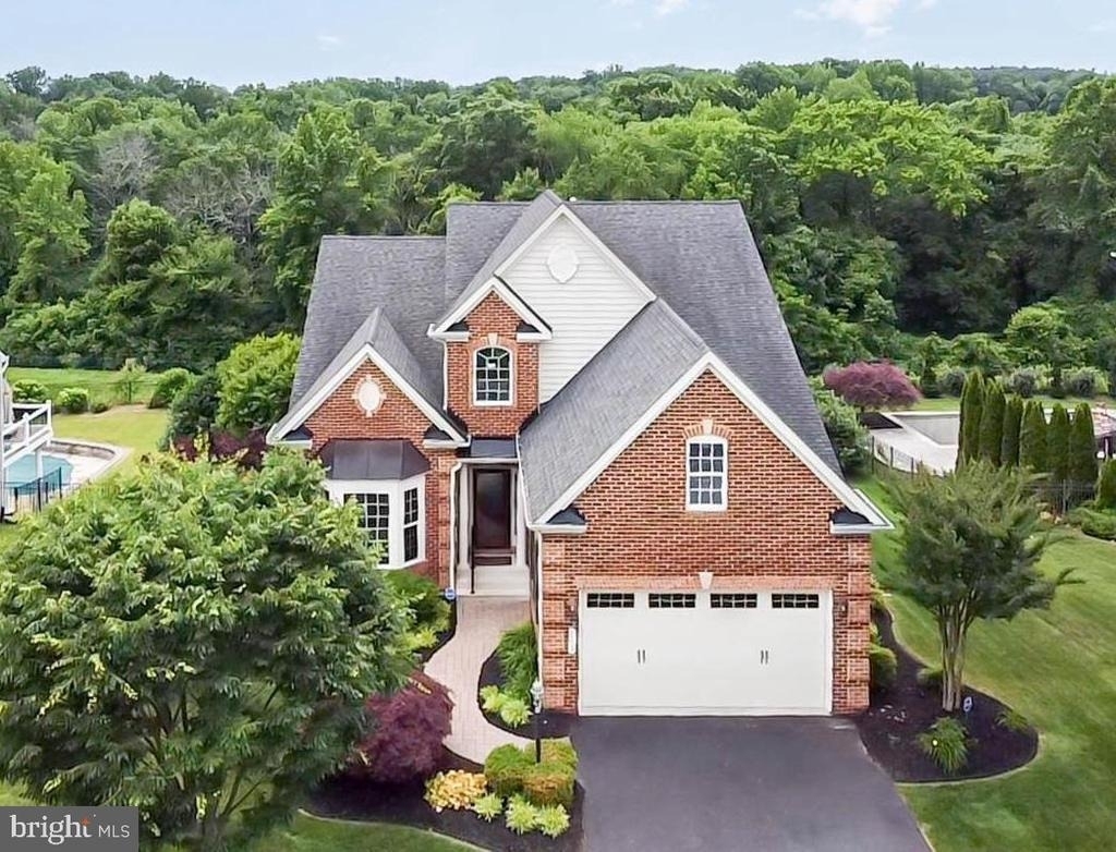 714 Monarchos Drive - Photo 2