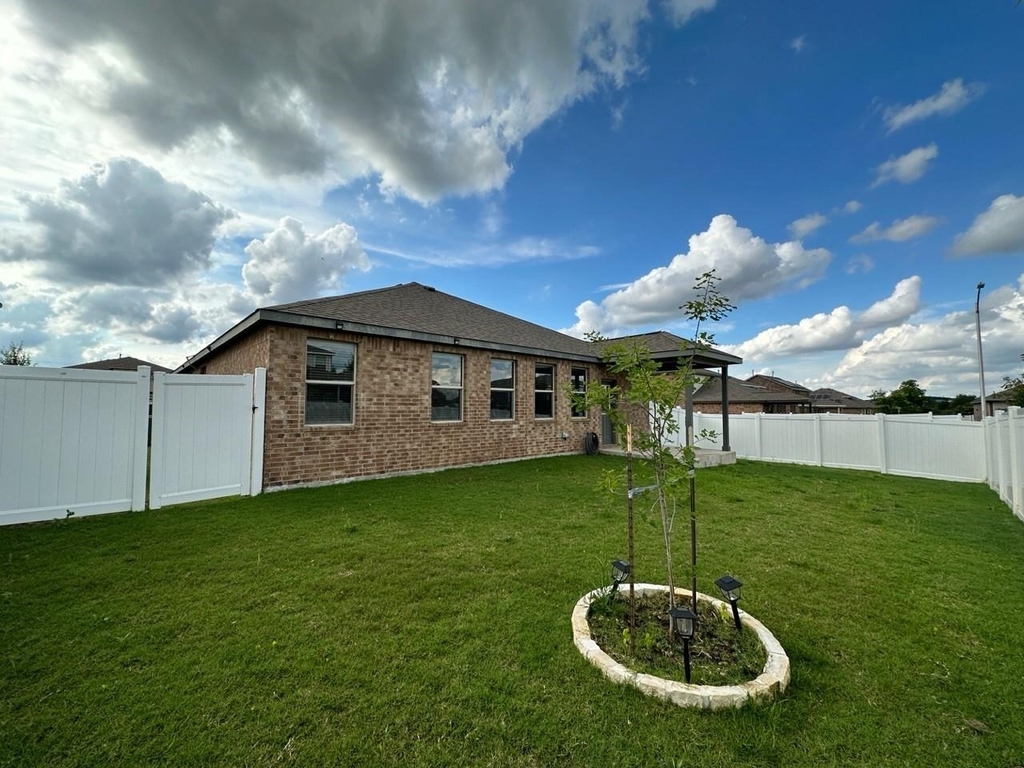 10901 Mickelson Dr - Photo 22