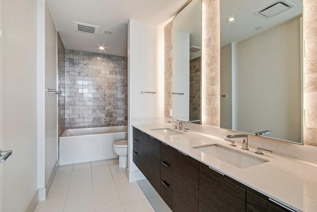 301 West Ave - Photo 7