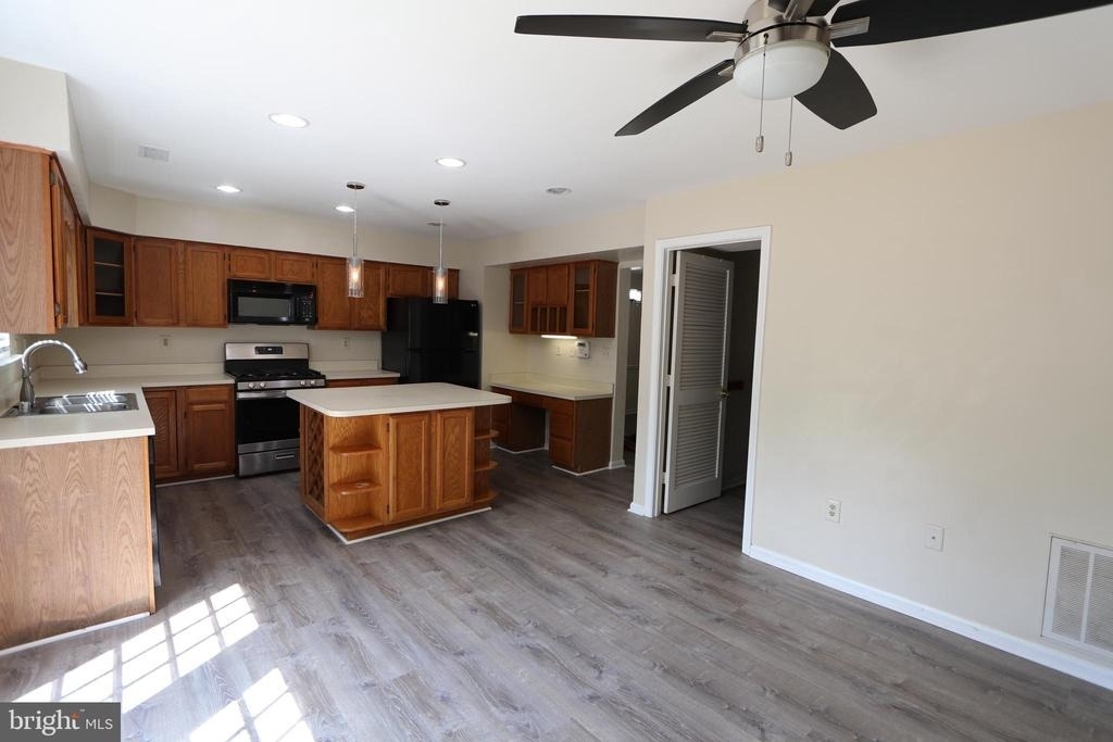 5506 Irish Lord Place - Photo 6