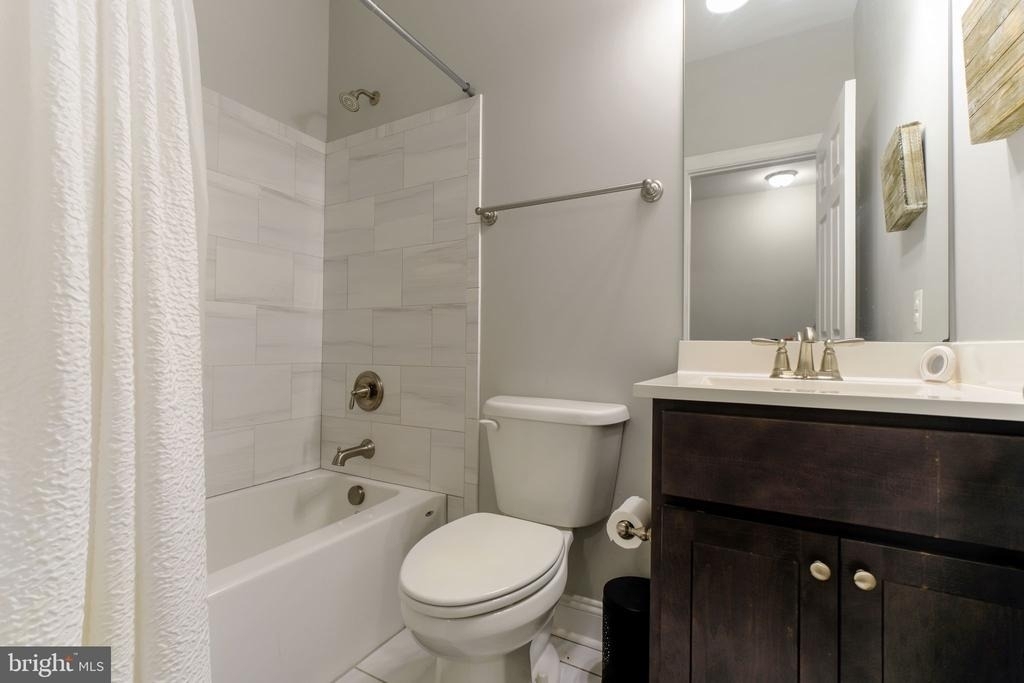976 Rye Drive - Photo 14