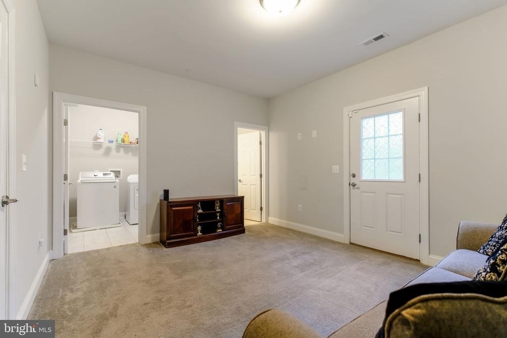 976 Rye Drive - Photo 7