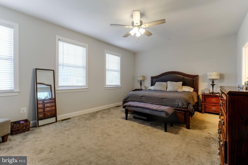 976 Rye Drive - Photo 11