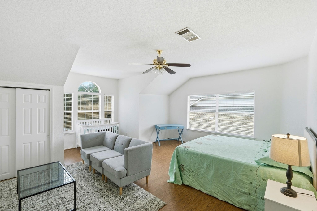 1410 Ne Katie Lynch Dr - Photo 19