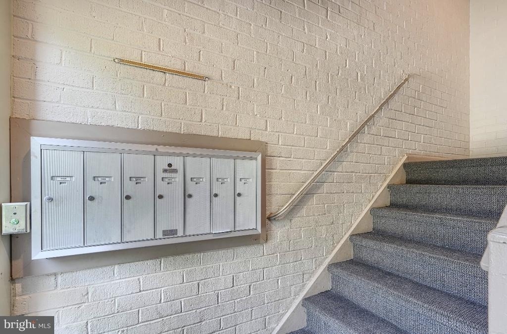 14 Mountbatten Court - Photo 3