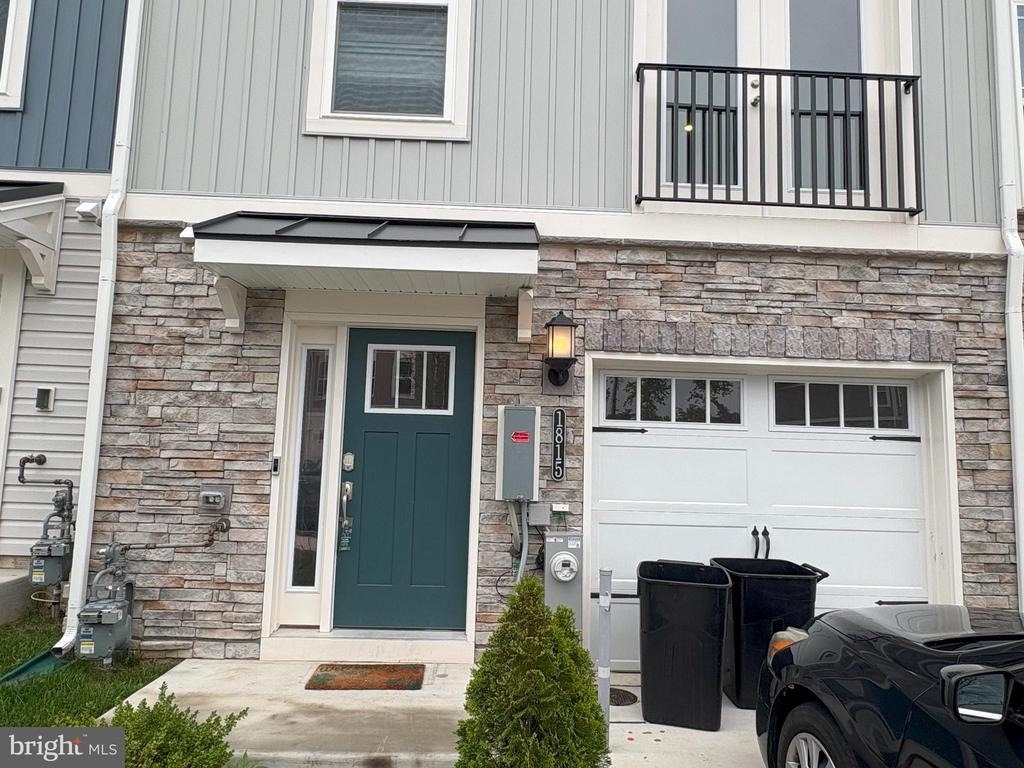 1815 Betterton Rd - Photo 1