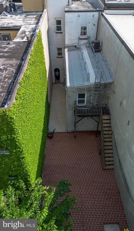 1712 Thames Street - Photo 26