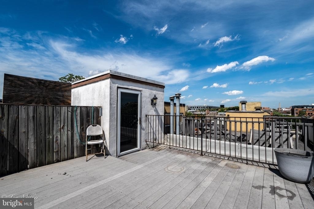1712 Thames Street - Photo 15