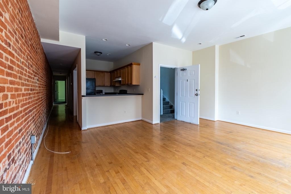 1712 Thames Street - Photo 3