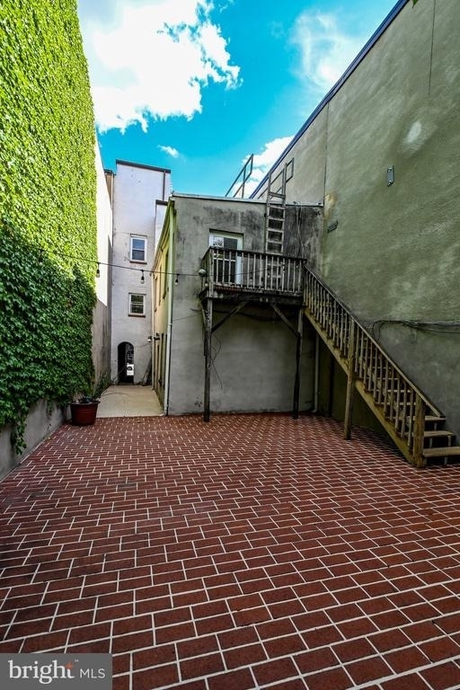 1712 Thames Street - Photo 25