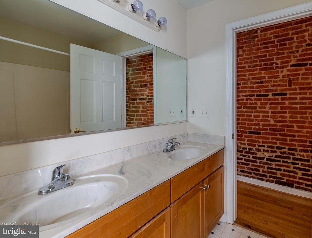 1712 Thames Street - Photo 11