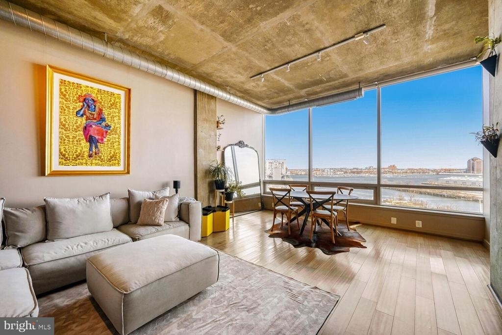 1200 Steuart Street - Photo 3