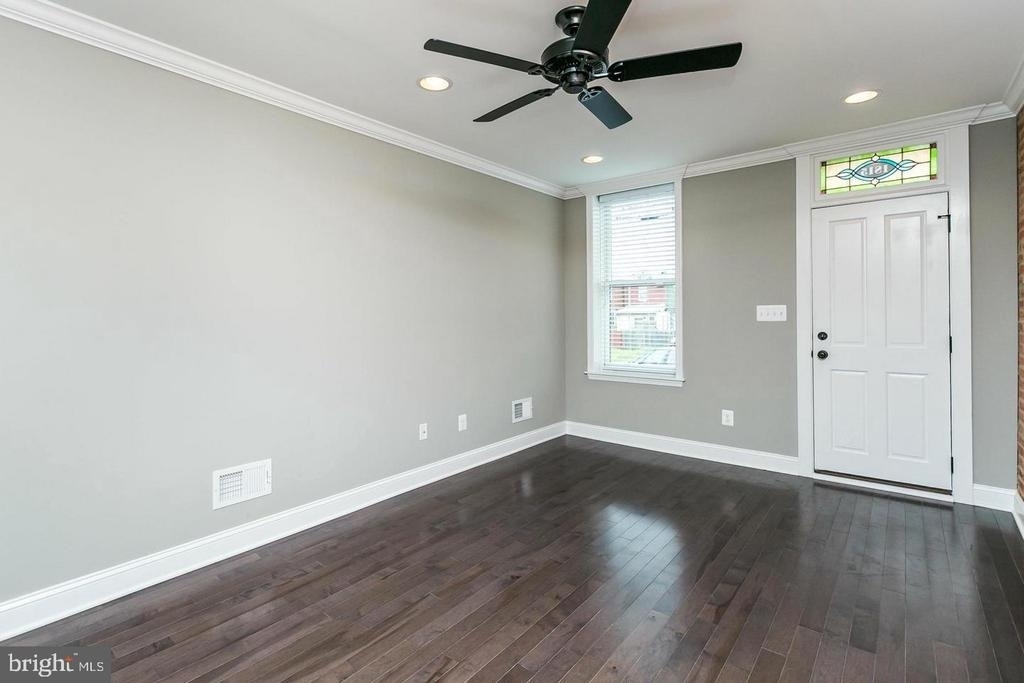 1815 Westphal Place - Photo 2
