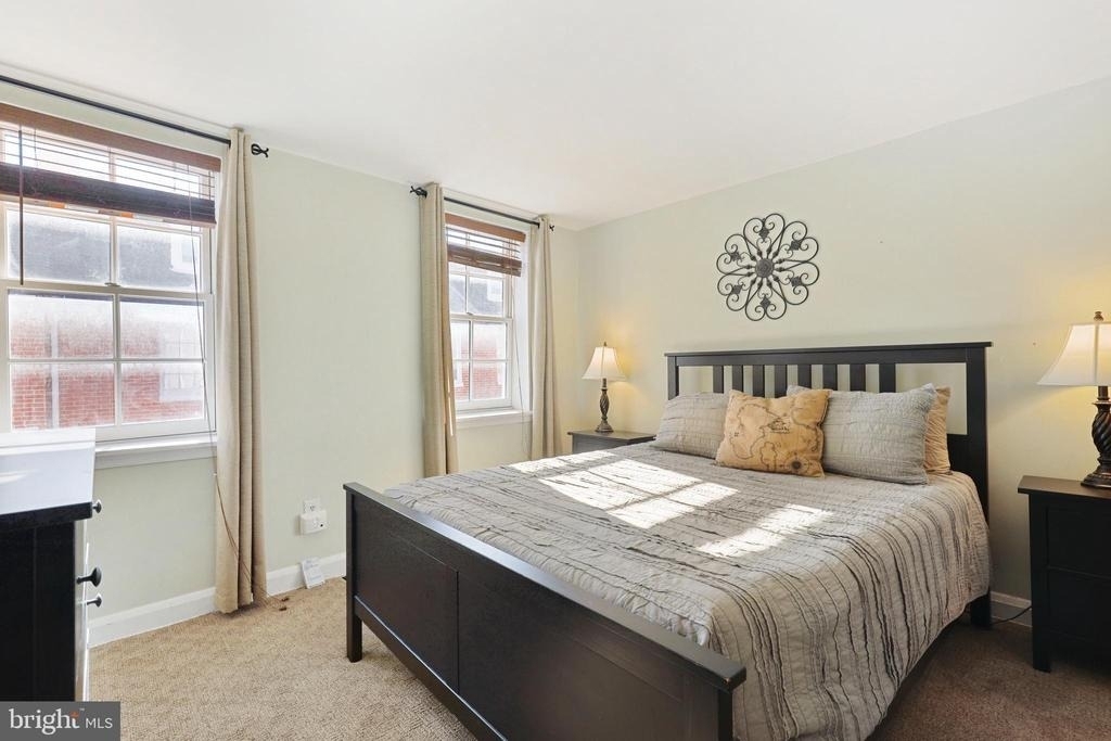 24 E Hamburg Street - Photo 19