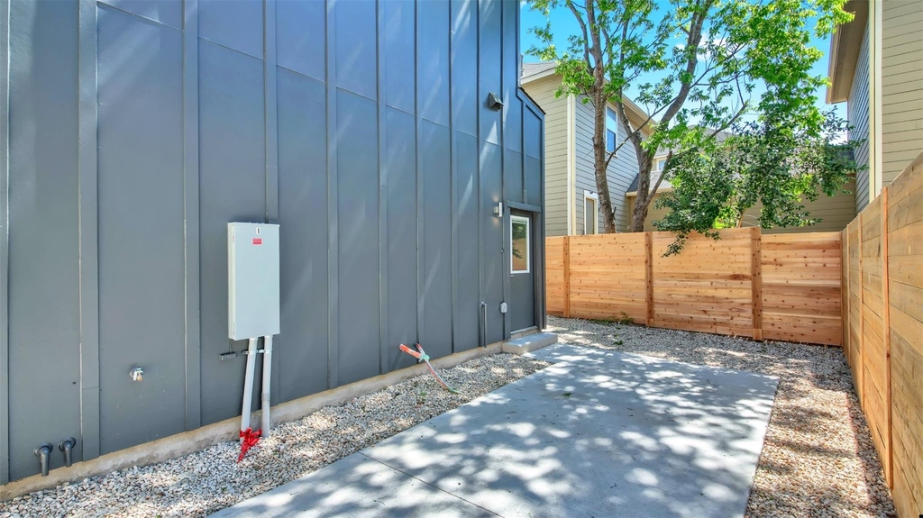 7204 Meador Ave - Photo 4