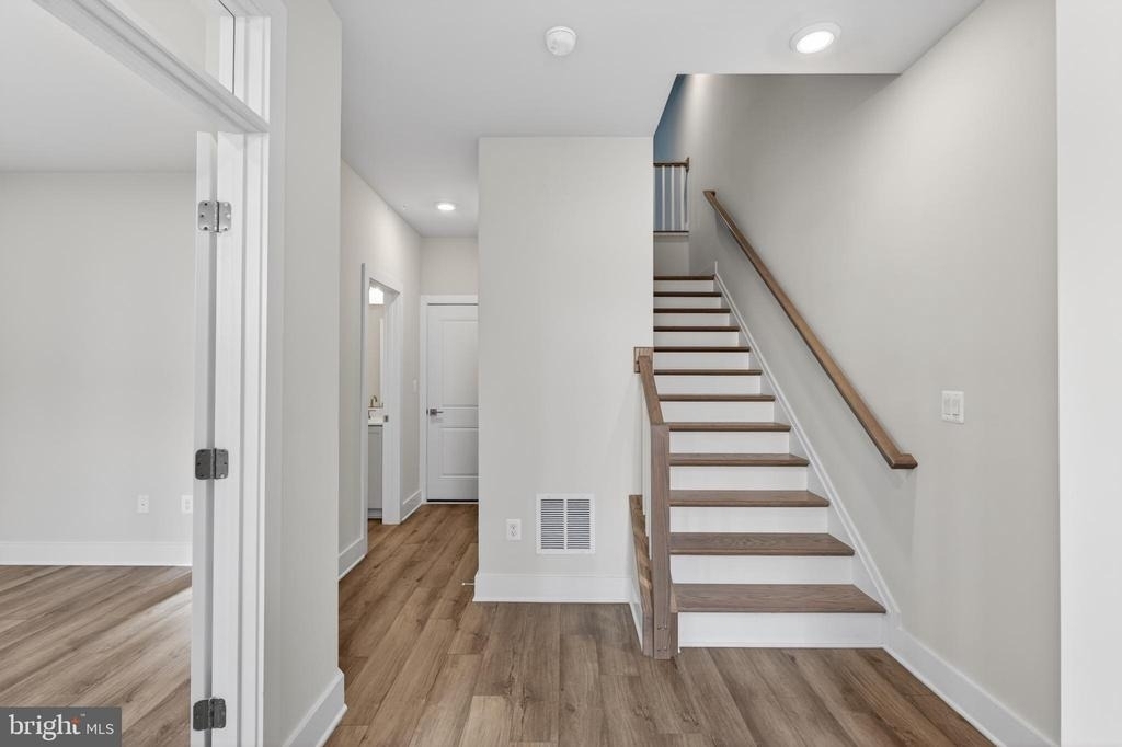 2507 Light Street - Photo 36