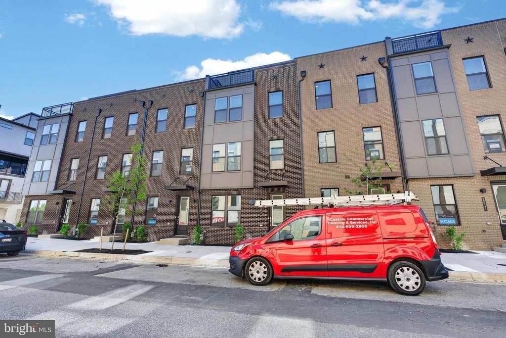 2507 Light Street - Photo 43