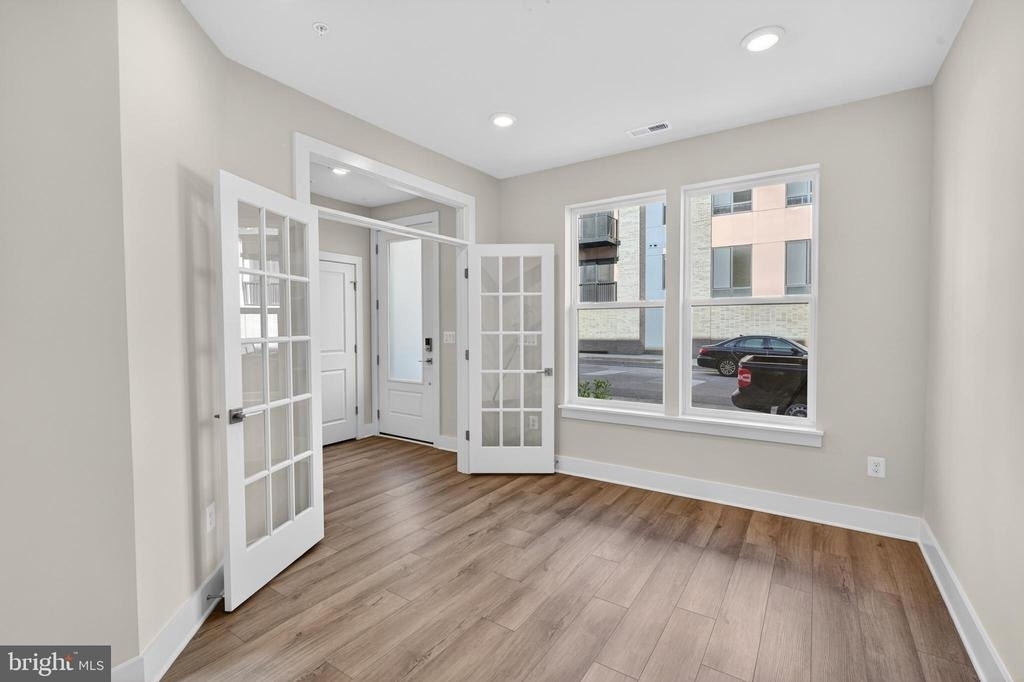 2507 Light Street - Photo 38