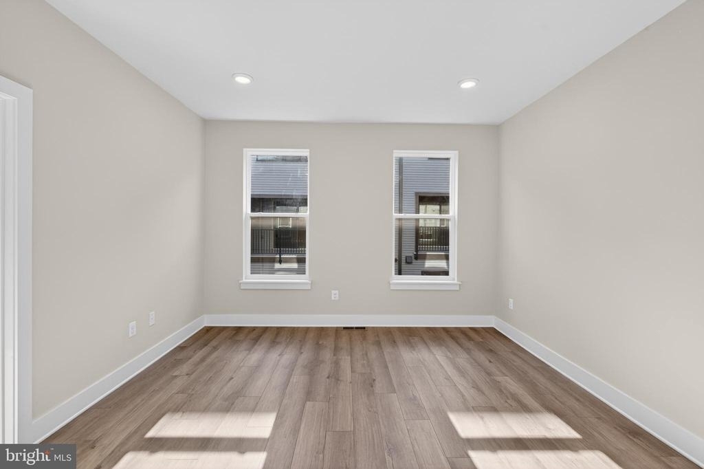 2507 Light Street - Photo 31