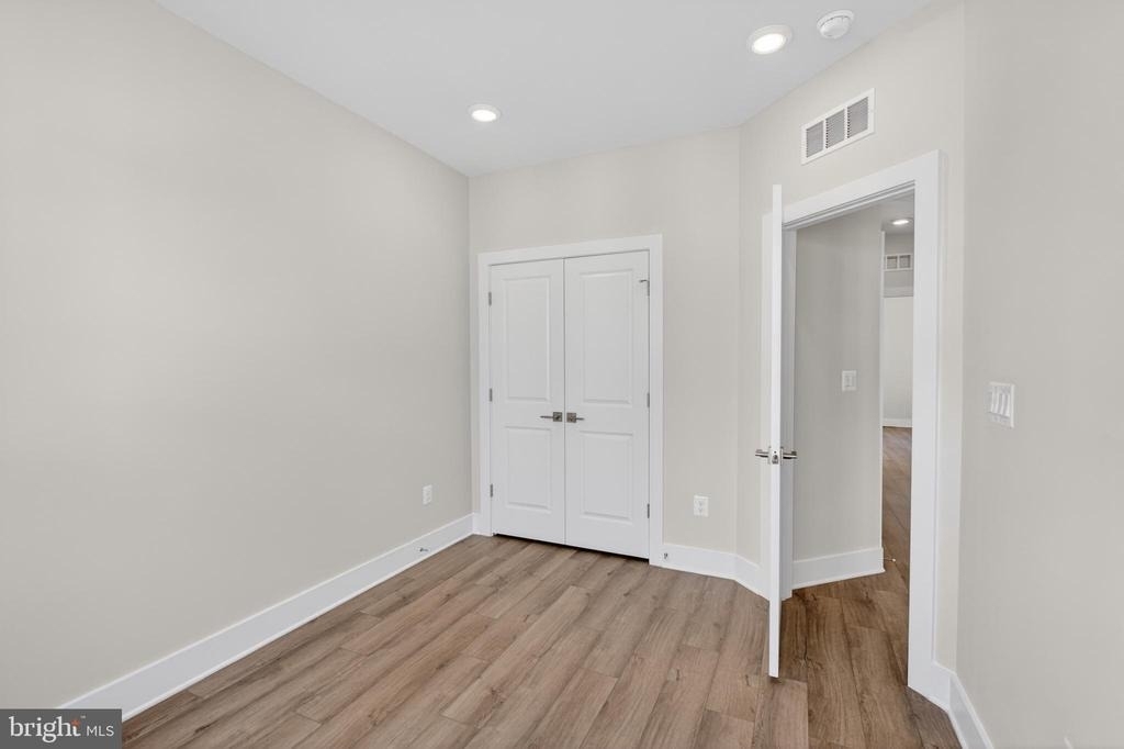 2507 Light Street - Photo 21