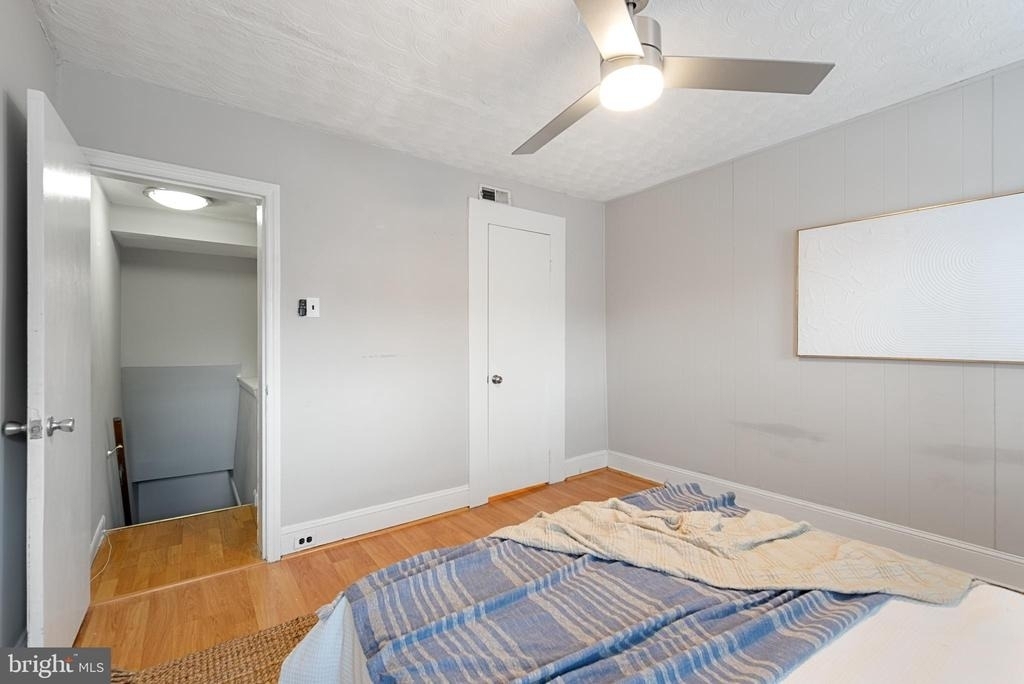 130 E Randall Street - Photo 23