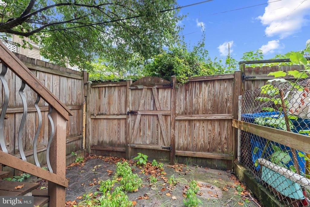 130 E Randall Street - Photo 39