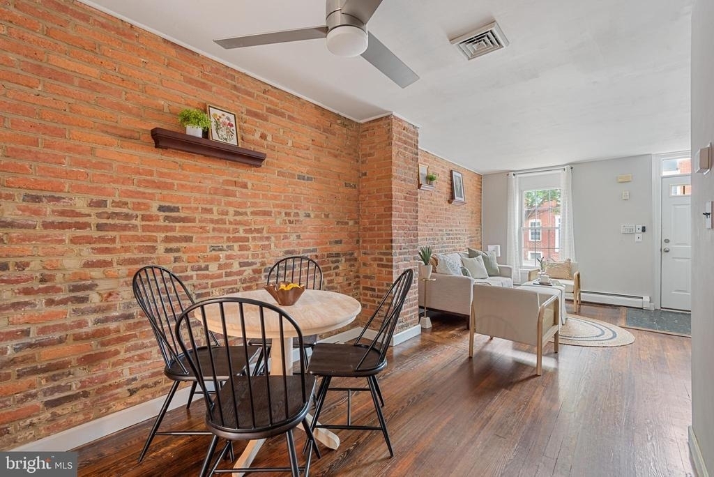 130 E Randall Street - Photo 11