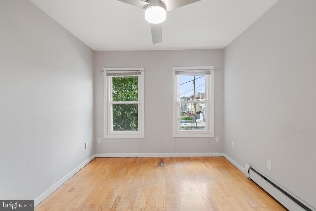 130 E Randall Street - Photo 31