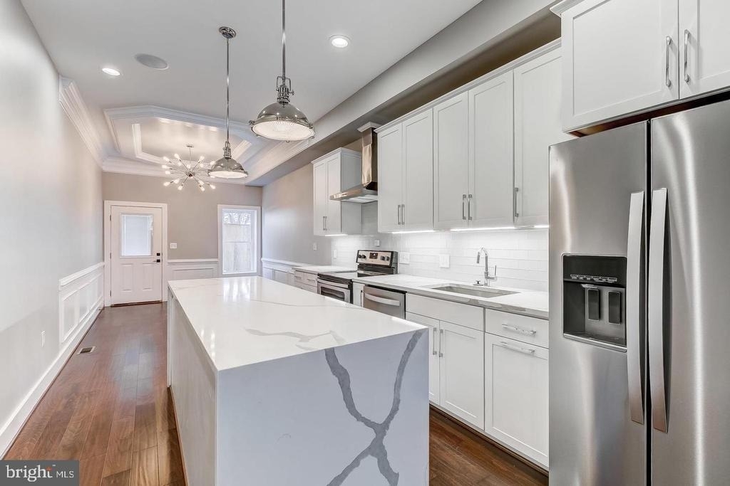1440 S Charles Street - Photo 7