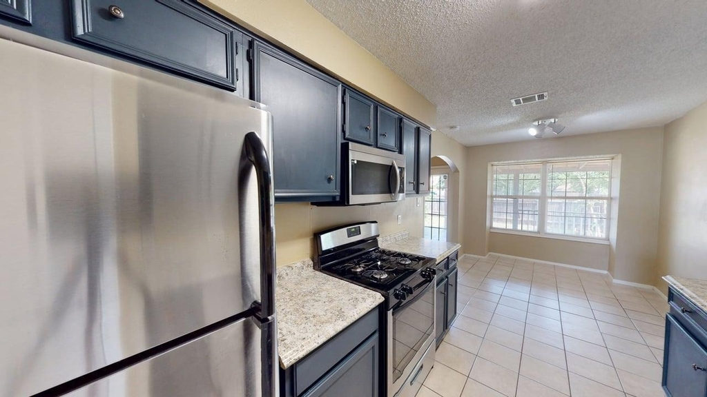 10504 Wendts Way - Photo 2