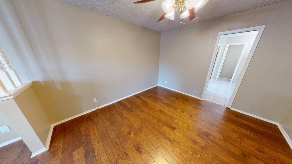 10504 Wendts Way - Photo 15
