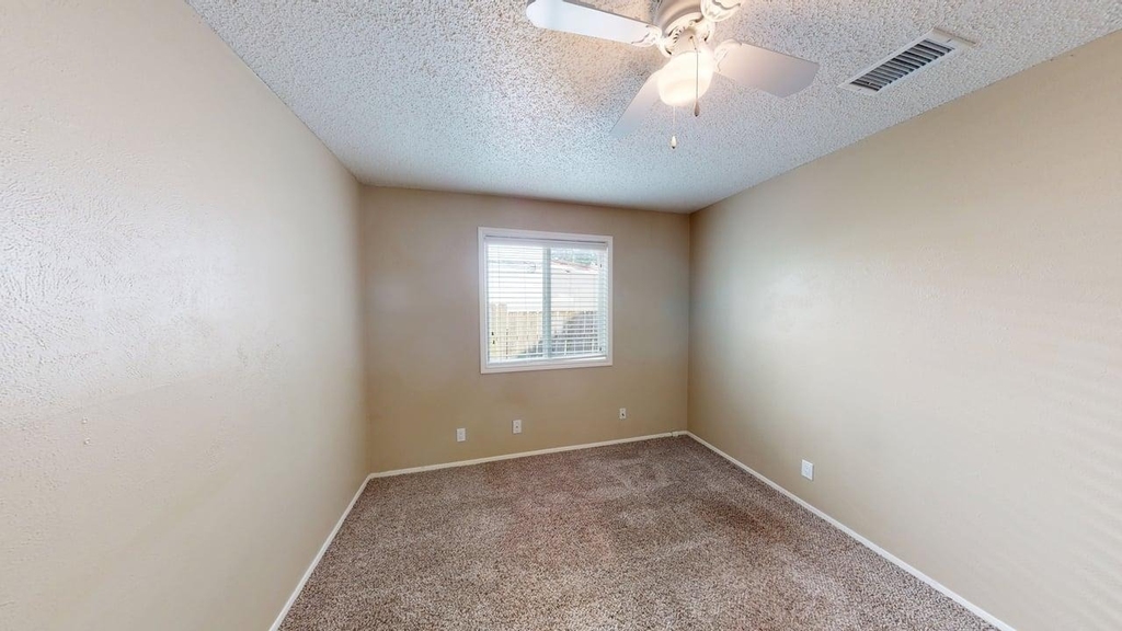 10504 Wendts Way - Photo 20