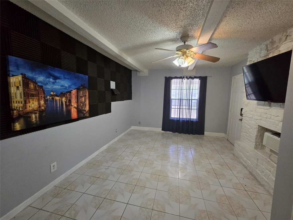 10605 Newmont Rd - Photo 3