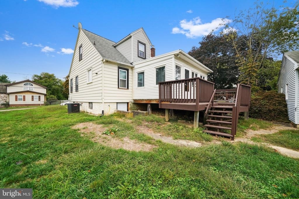 624 Armstrong Avenue - Photo 4