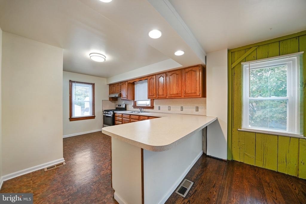 624 Armstrong Avenue - Photo 16