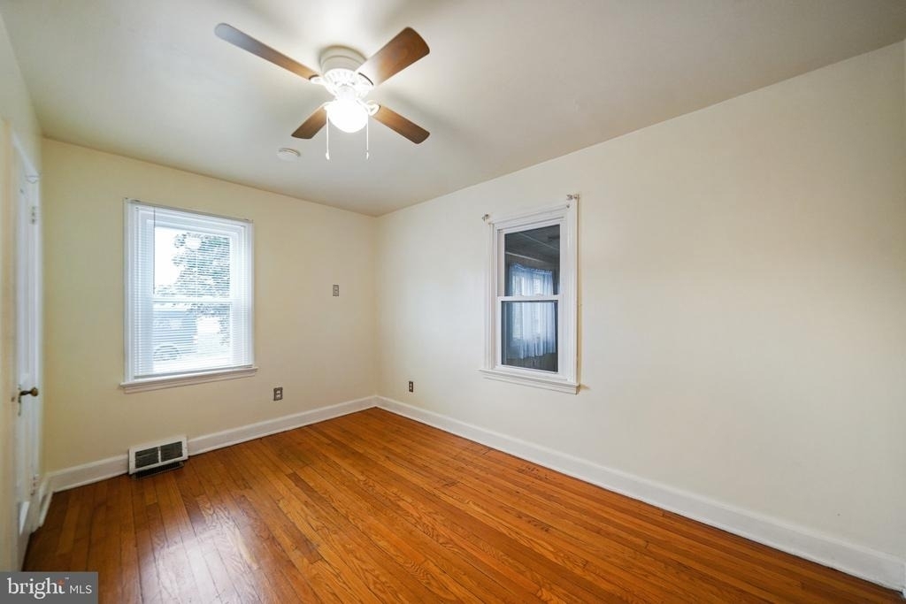 624 Armstrong Avenue - Photo 22