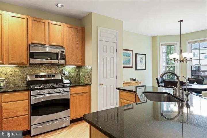 412 E Oakmeade Drive - Photo 7