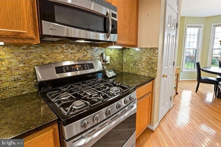412 E Oakmeade Drive - Photo 8
