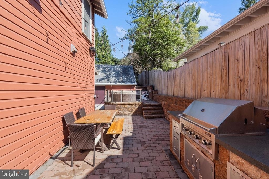 5213 Cathedral Avenue Nw - Photo 67