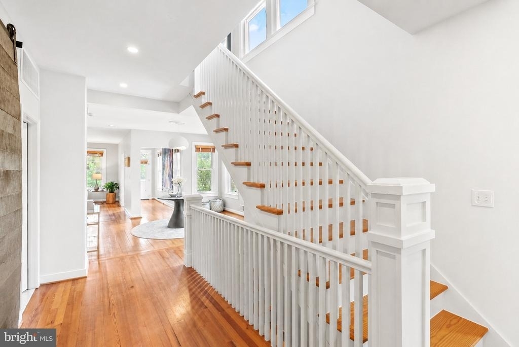 5213 Cathedral Avenue Nw - Photo 13