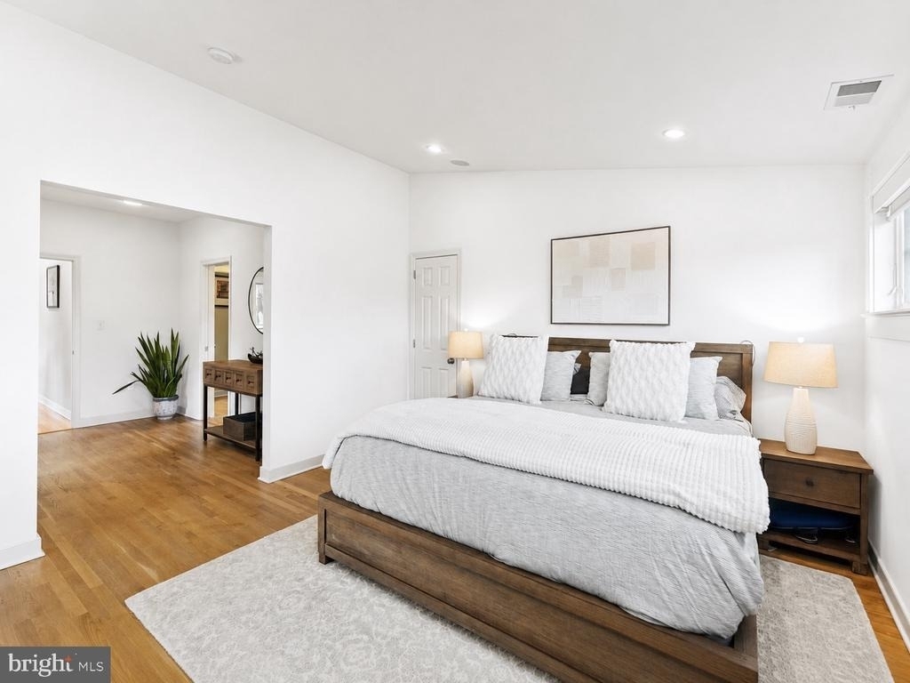5213 Cathedral Avenue Nw - Photo 25