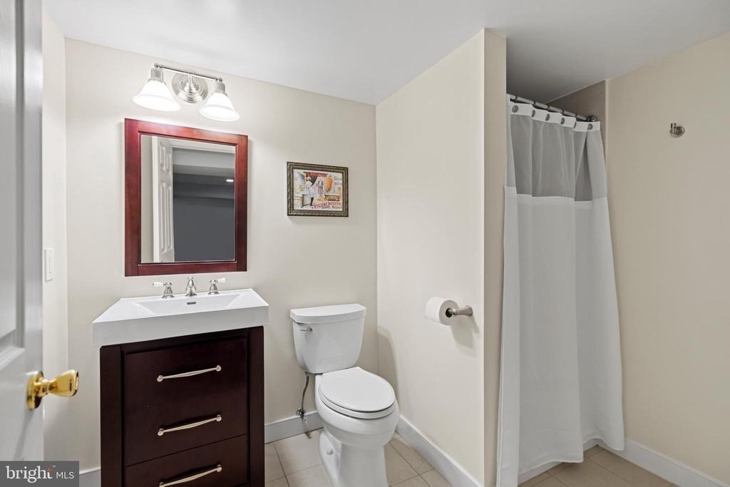 5213 Cathedral Avenue Nw - Photo 49