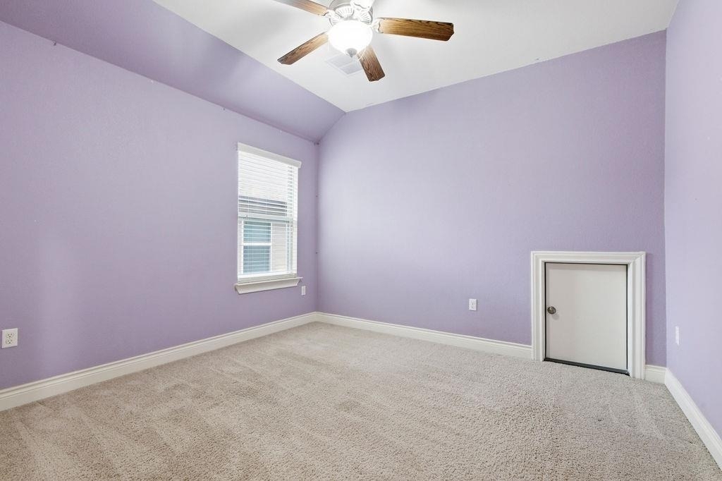 15004 Iveans Way - Photo 33