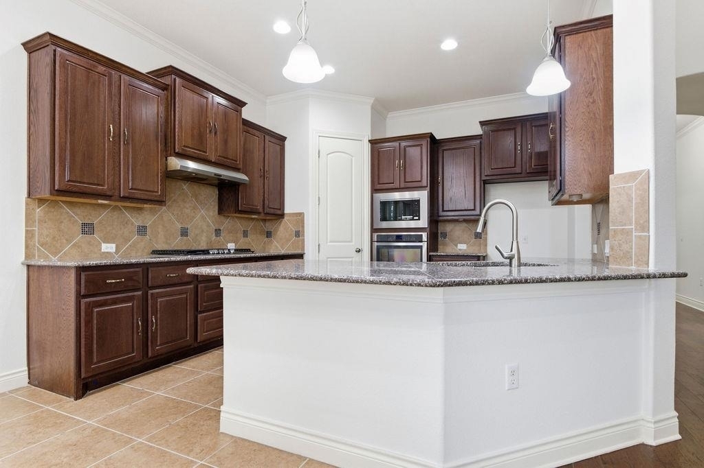 15004 Iveans Way - Photo 13