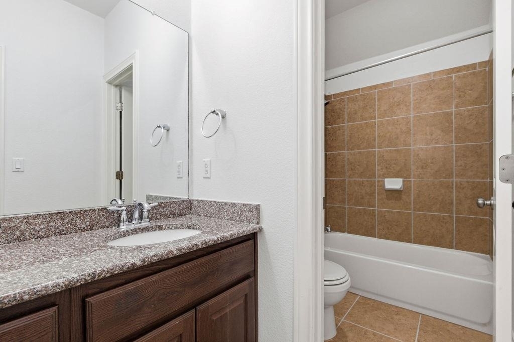 15004 Iveans Way - Photo 32