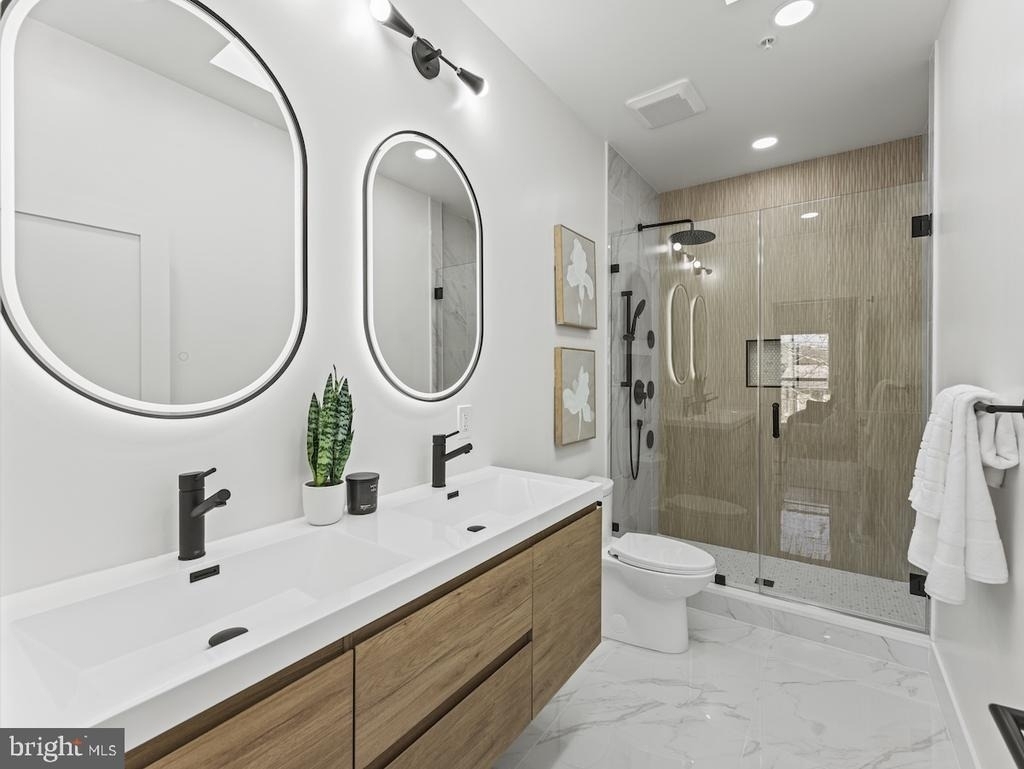 4320 7th Street Nw - Photo 3