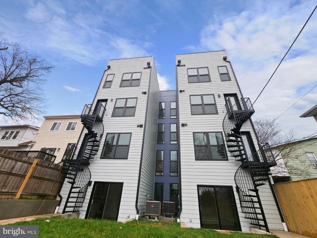 4320 7th Street Nw - Photo 29