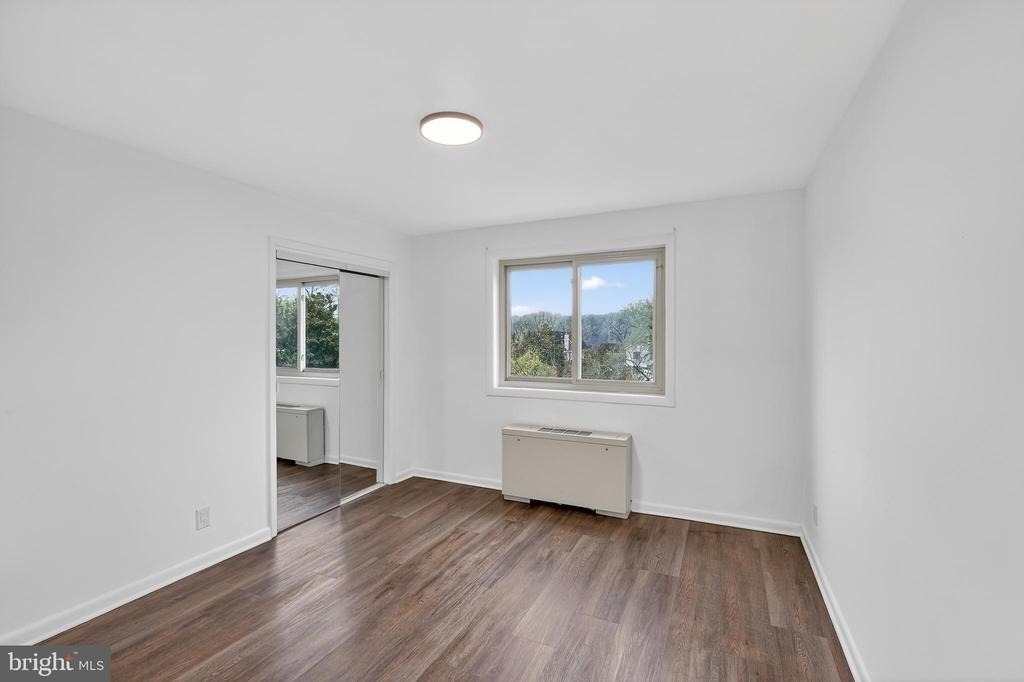 4570 Macarthur Boulevard Nw - Photo 11