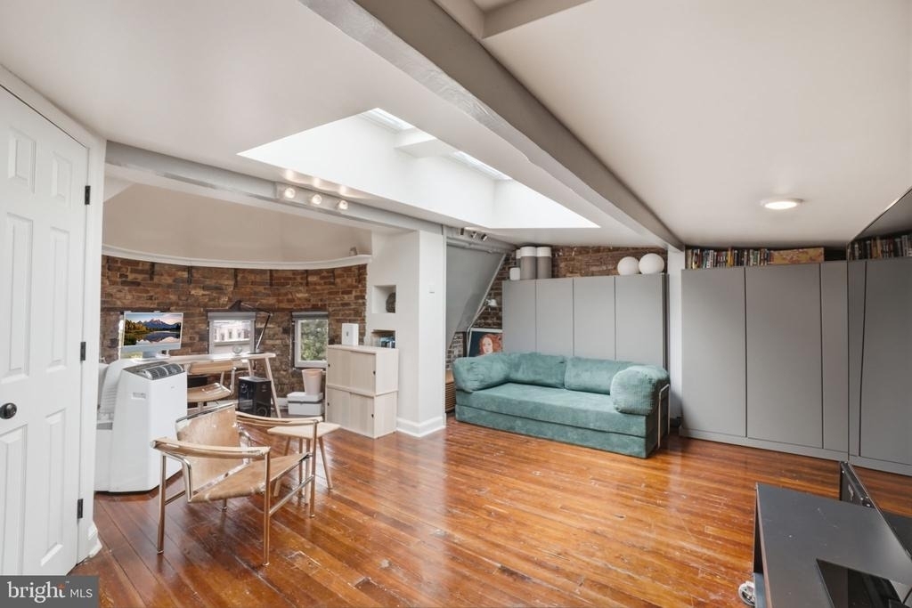 210 8th Street Se - Photo 28