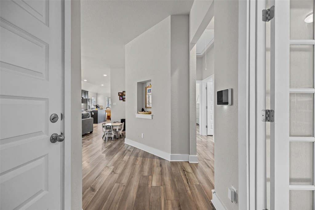 627 Biscayne Bay Bnd - Photo 2